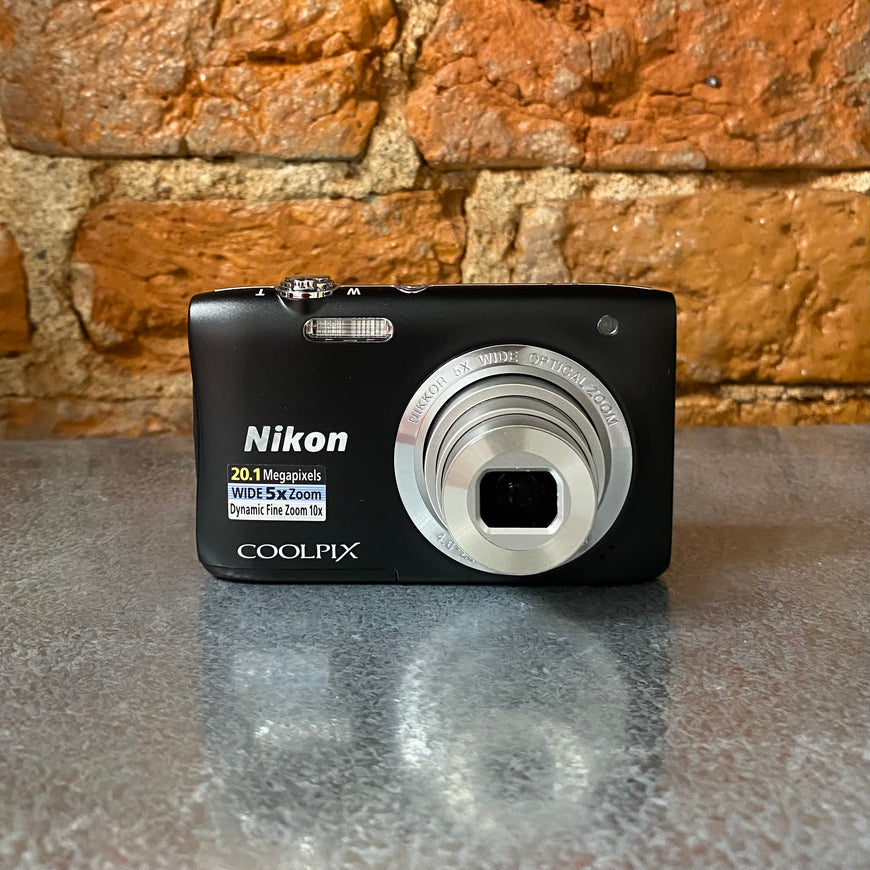 Nikon Coolpix S2900 черный цифровой