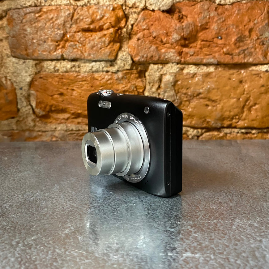 Nikon Coolpix S2900 черный цифровой