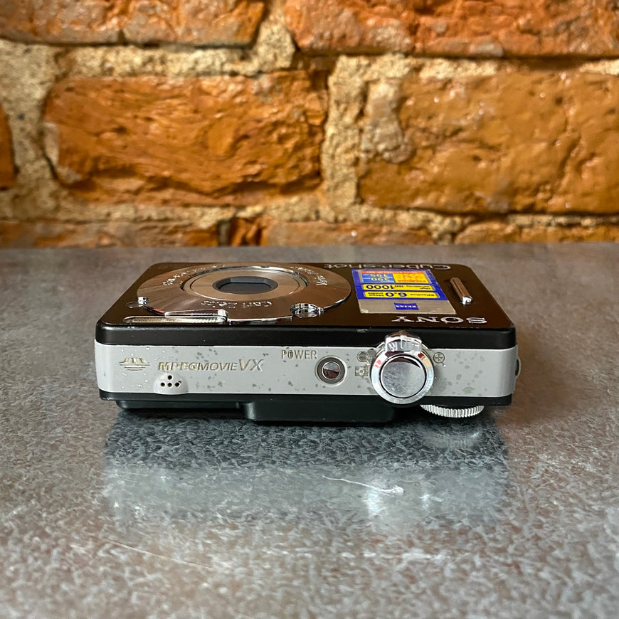 Sony Cyber-shot DSC-W50 цифровой фотоаппарат