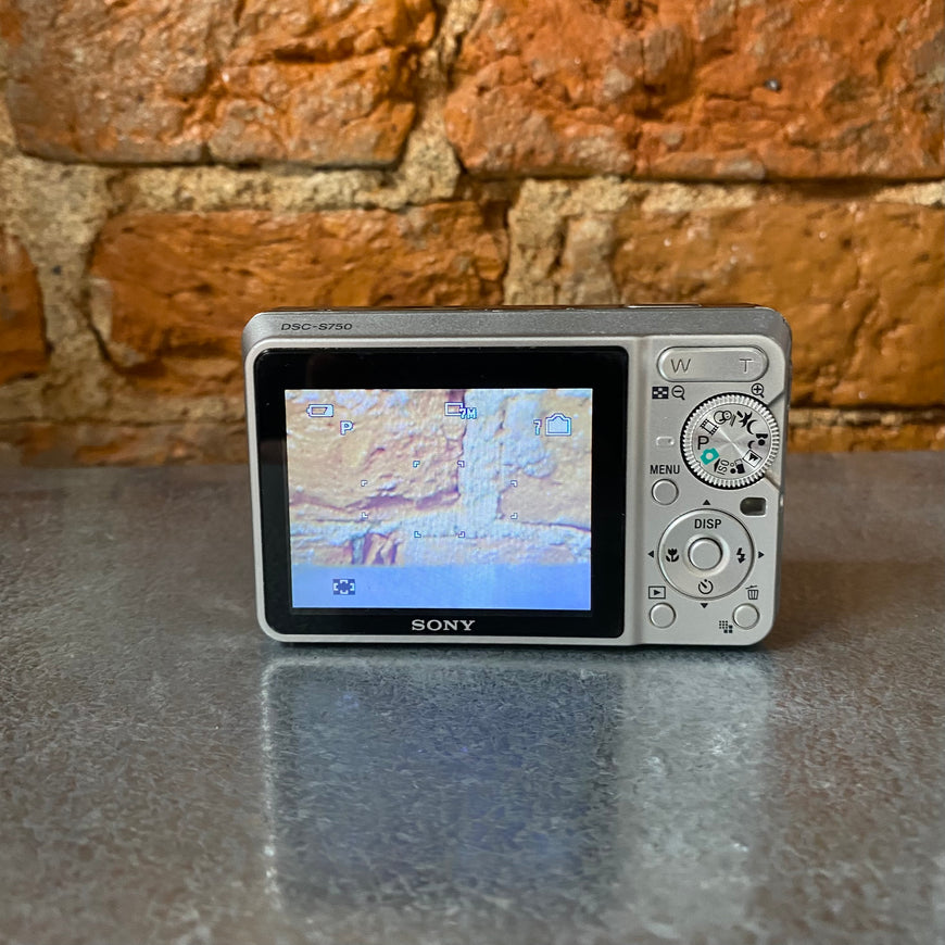 Sony Cyber-shot DSC-S750 цифровой фотоаппарат