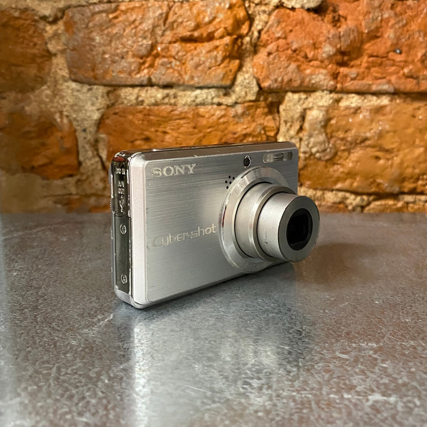 Sony Cyber-shot DSC-S750 цифровой фотоаппарат