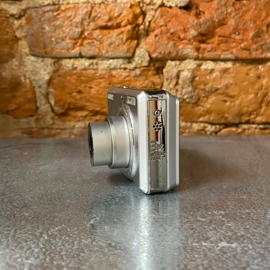 Sony Cyber-shot DSC-S750 цифровой фотоаппарат