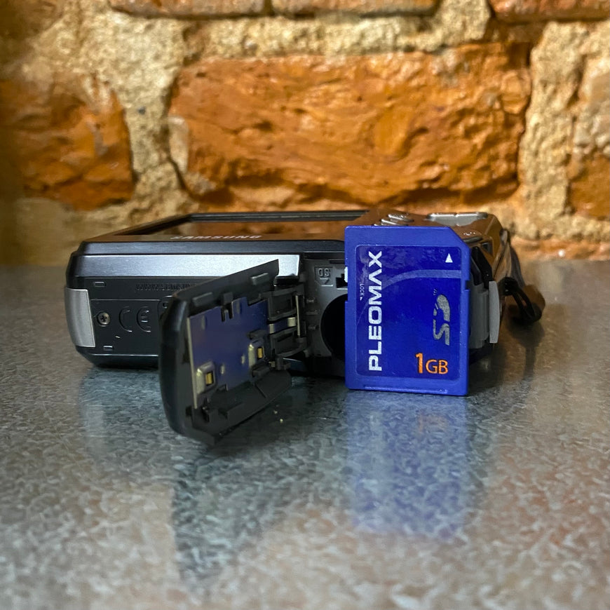Samsung S760 черный цифровой фотоаппарат