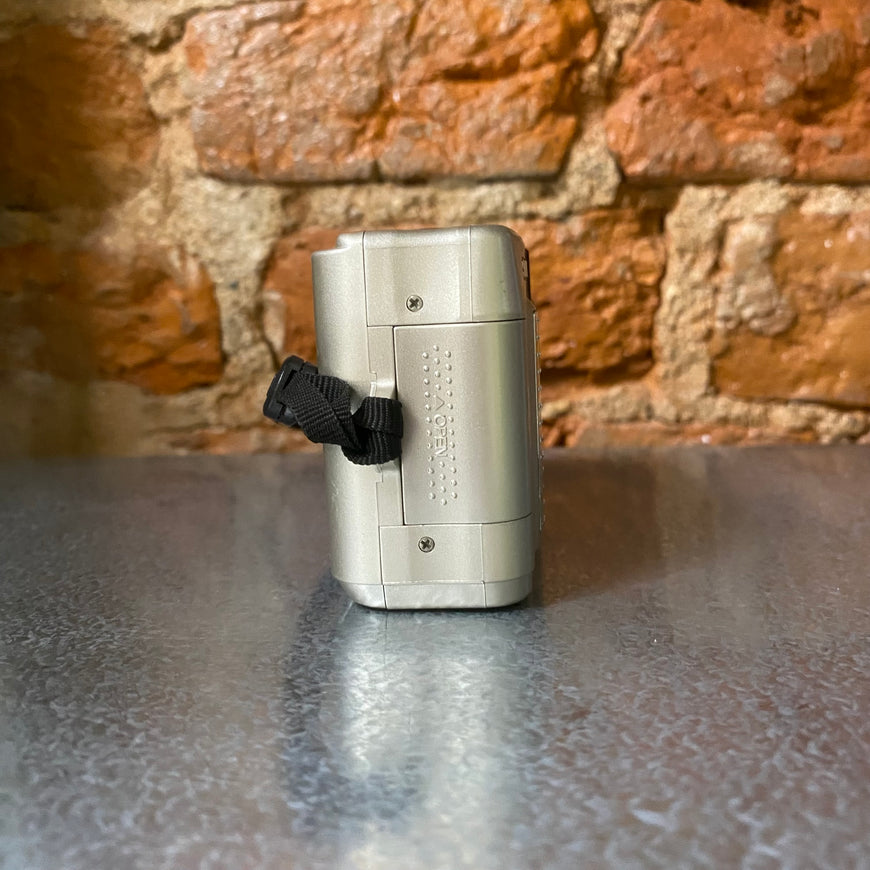 Samsung Vega 77i Quartz Date Schneider Kreuznach