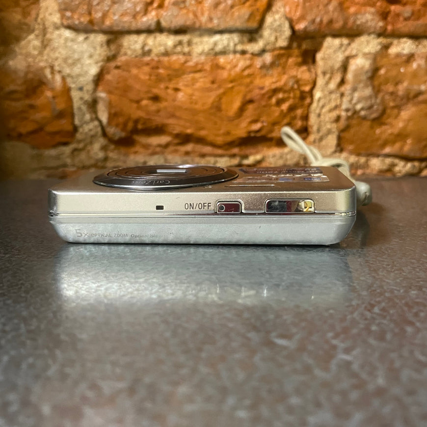Sony Cyber-shot DSC-W630 серебро цифровой фотоаппарат