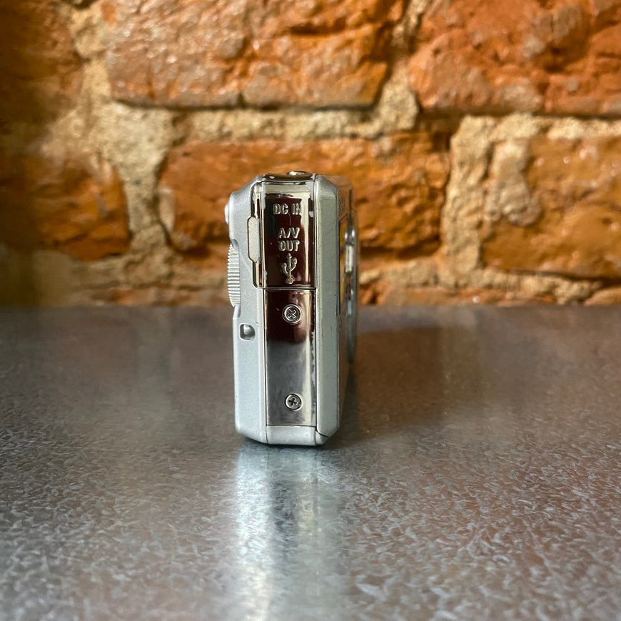 Sony Cyber-shot DSC-S750 цифровой фотоаппарат