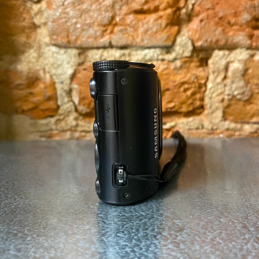 Samsung WB150F черный цифровой фотоаппарат