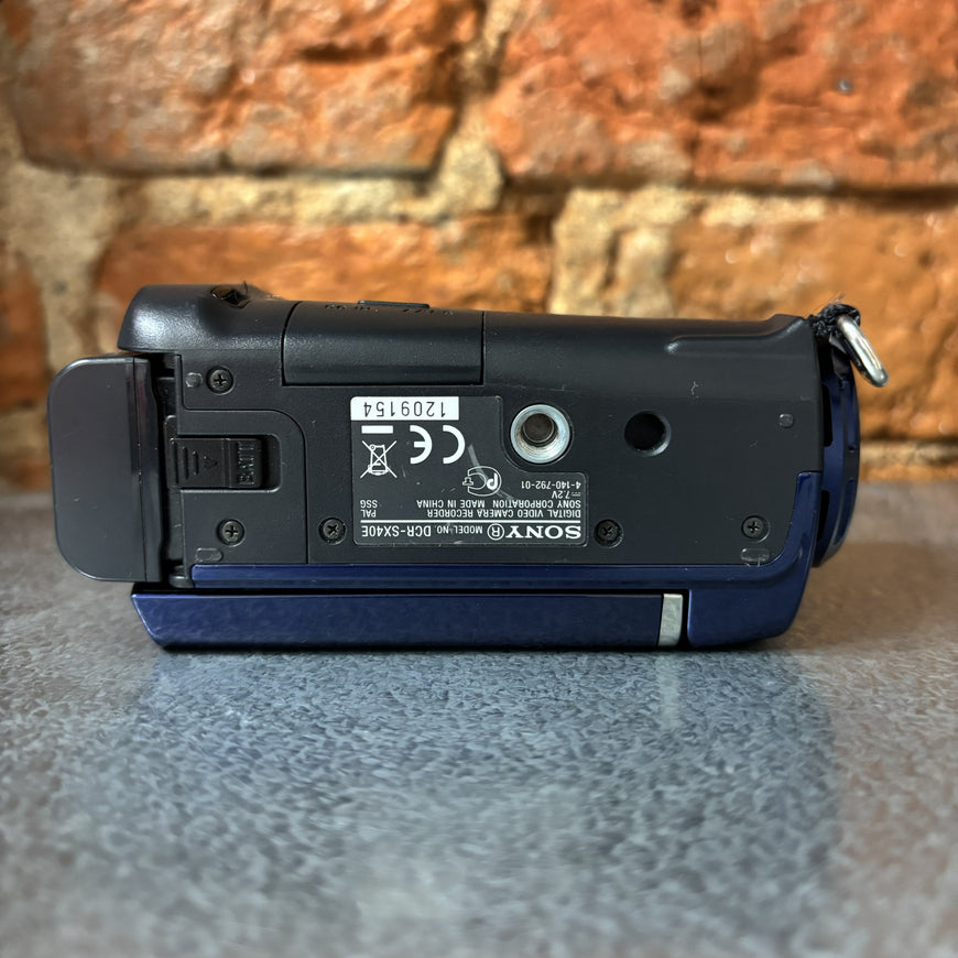 Sony DCR-SX40 синяя цифровая видеокамера