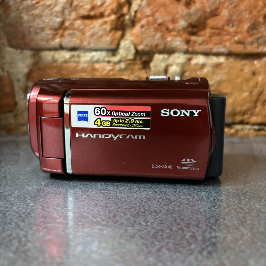 Sony DCR-SX40 красная цифровая видеокамера
