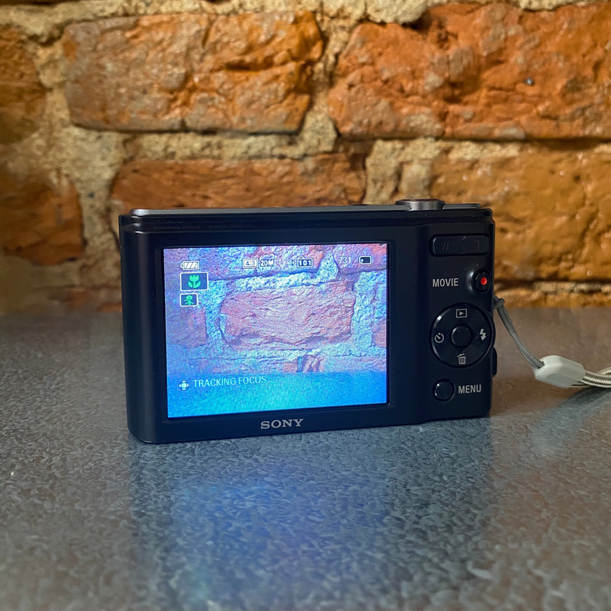 Sony Cyber-shot DSC-W810 черный цифровой фотоаппарат