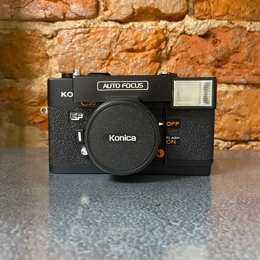 Konica C35 EF 2.8 пленочный фотоаппарат