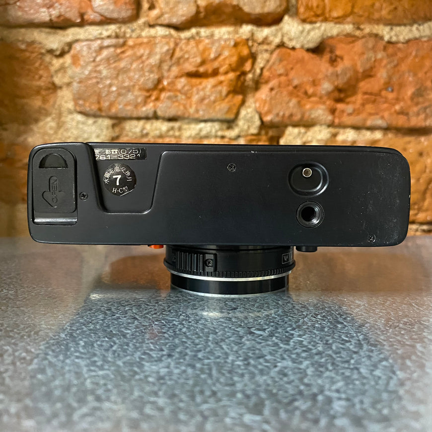 Konica C35 EF 2.8 пленочный фотоаппарат