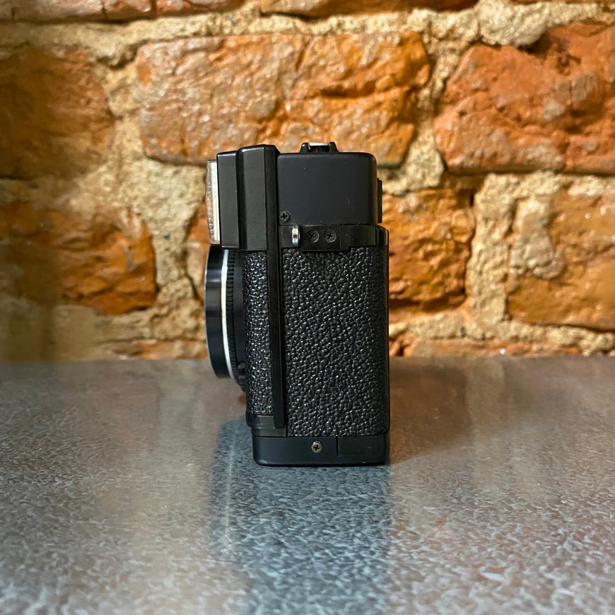 Konica C35 EF 2.8 пленочный фотоаппарат