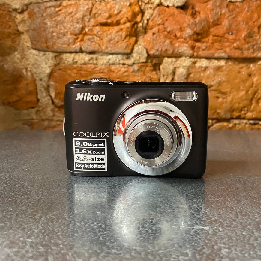 Nikon Coolpix L21 коричневый цифровой фотоаппарат