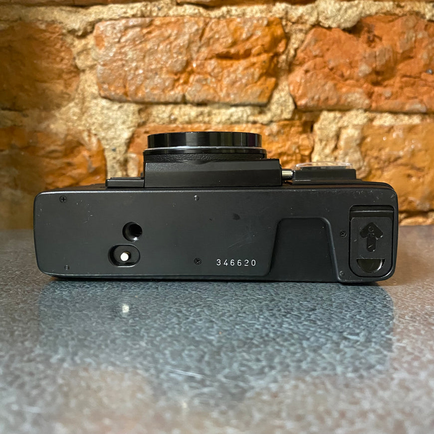 Konica C35 AF пленочный фотоаппарат легенда