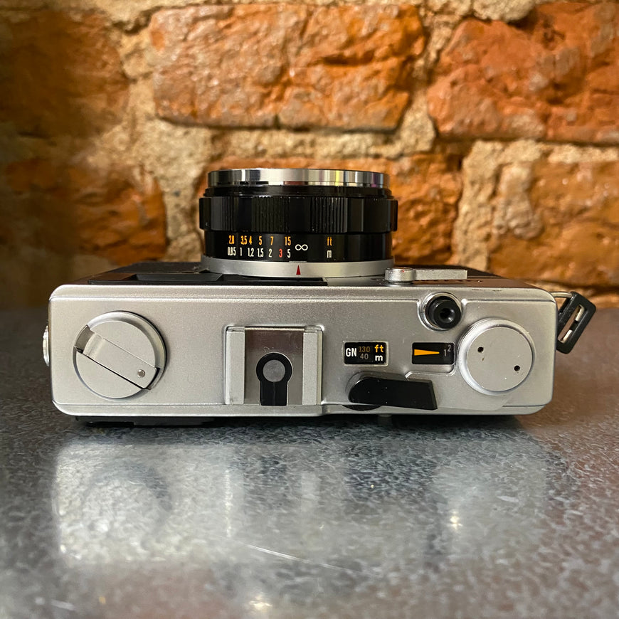 Olympus 35DC дальномерный пленочный фотоаппарат