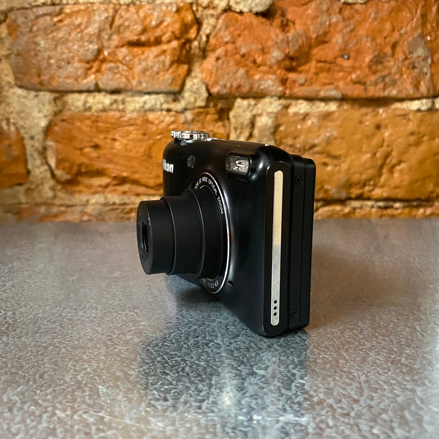 Nikon Coolpix L28 черный цифровой фотоаппарат
