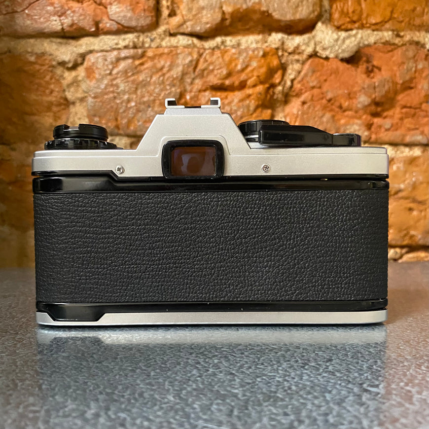 Olympus OM10 G.ZUIKO 2.8 35mm пленочный мануальный фотоаппарат