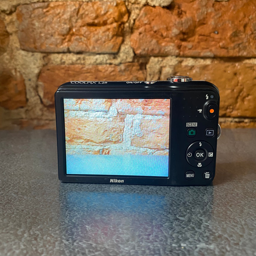 Nikon Coolpix L28 черный цифровой фотоаппарат