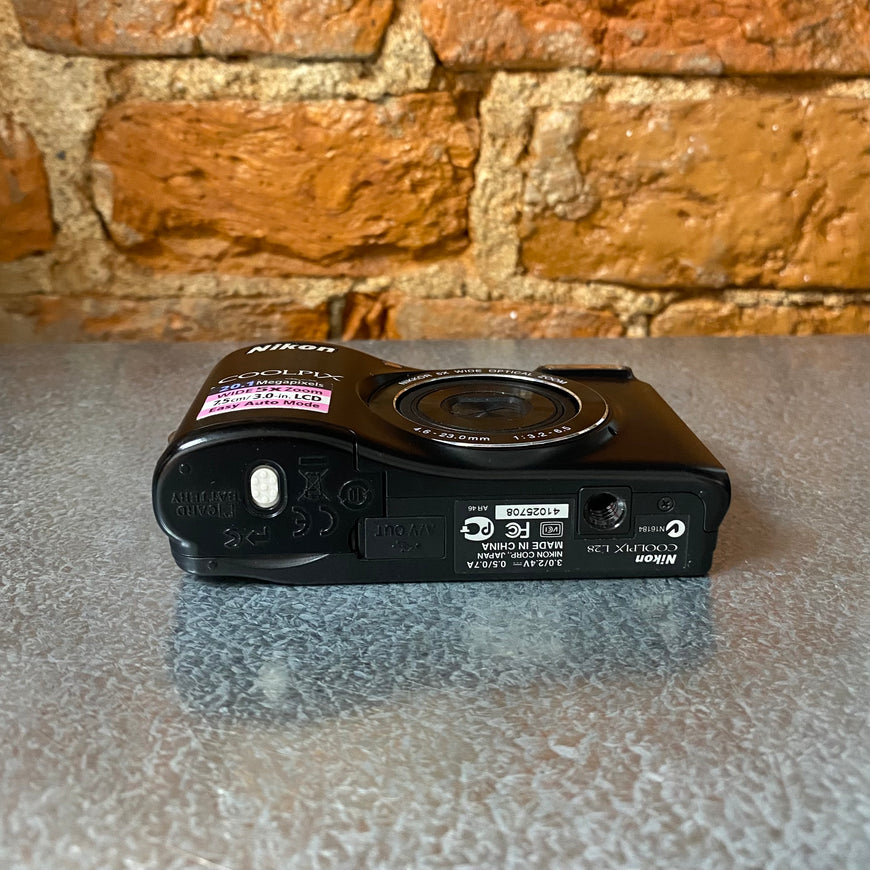 Nikon Coolpix L28 черный цифровой фотоаппарат