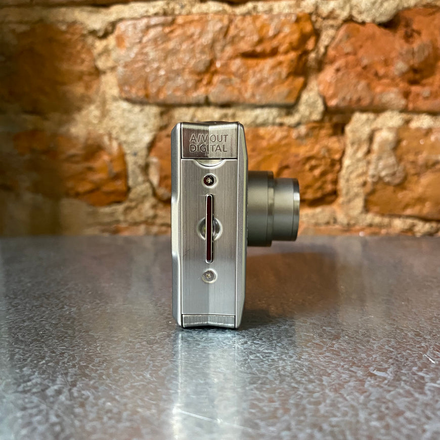 Canon Digital IXUS 90 цифровой фотоаппарат