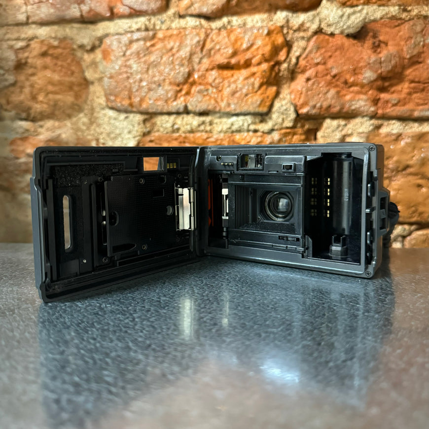 Olympus AF-1 Quartzdate пленочный фотоаппарат