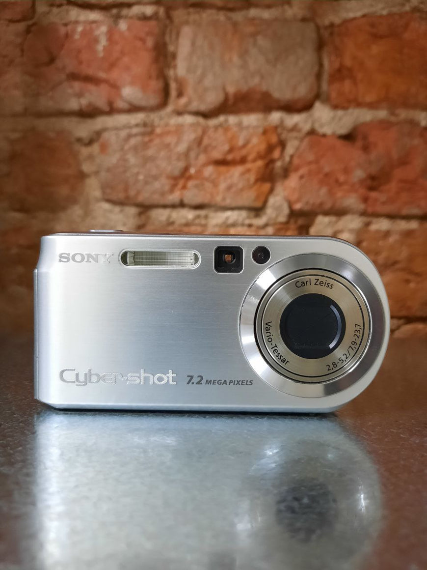 Sony Cyber-Shot DSC P200 цифровой фотоаппарат