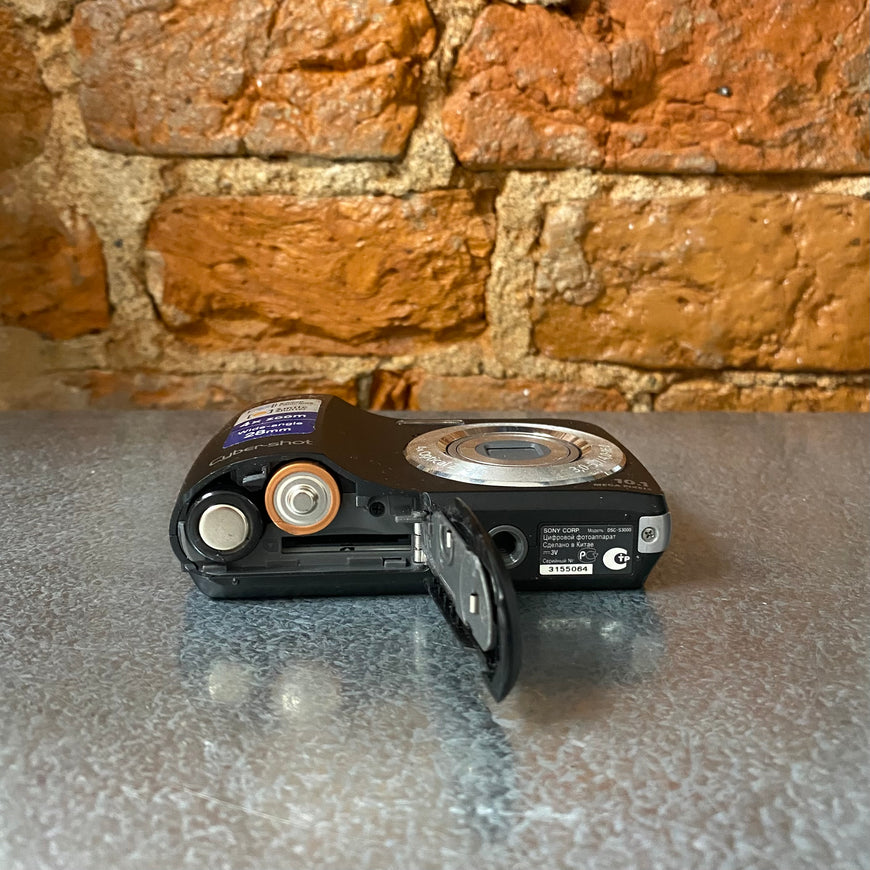 Sony Cyber-shot DSC-S3000 черный цифровой фотоаппарат