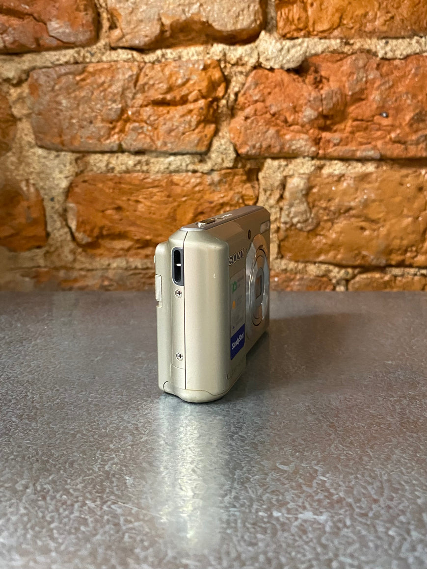 Sony Cyber-shot DSC-S2000 золото цифровой фотоаппарат