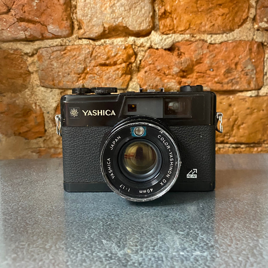 Yashica Electro 35 GX пленочный фотоаппарат
