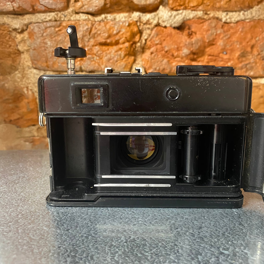 Yashica Electro 35 GX пленочный фотоаппарат