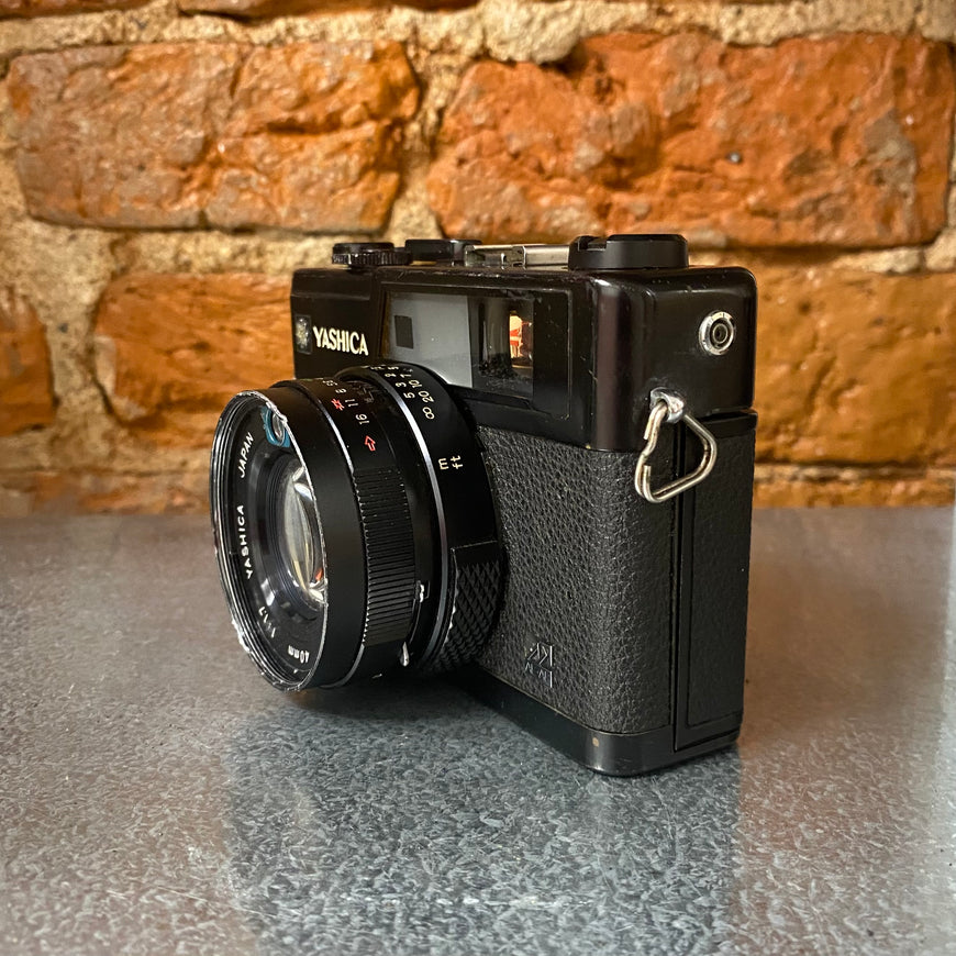 Yashica Electro 35 GX пленочный фотоаппарат