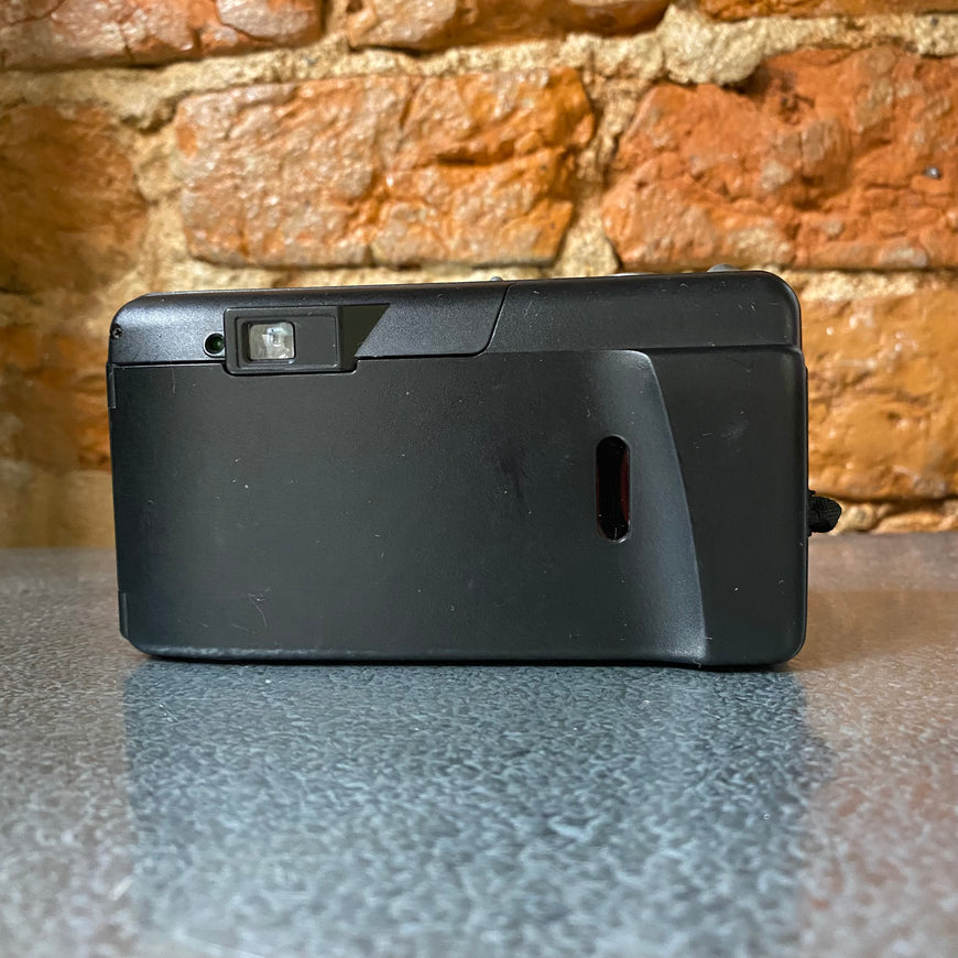 Olympus Superzoom 70G пленочный фотоаппарат