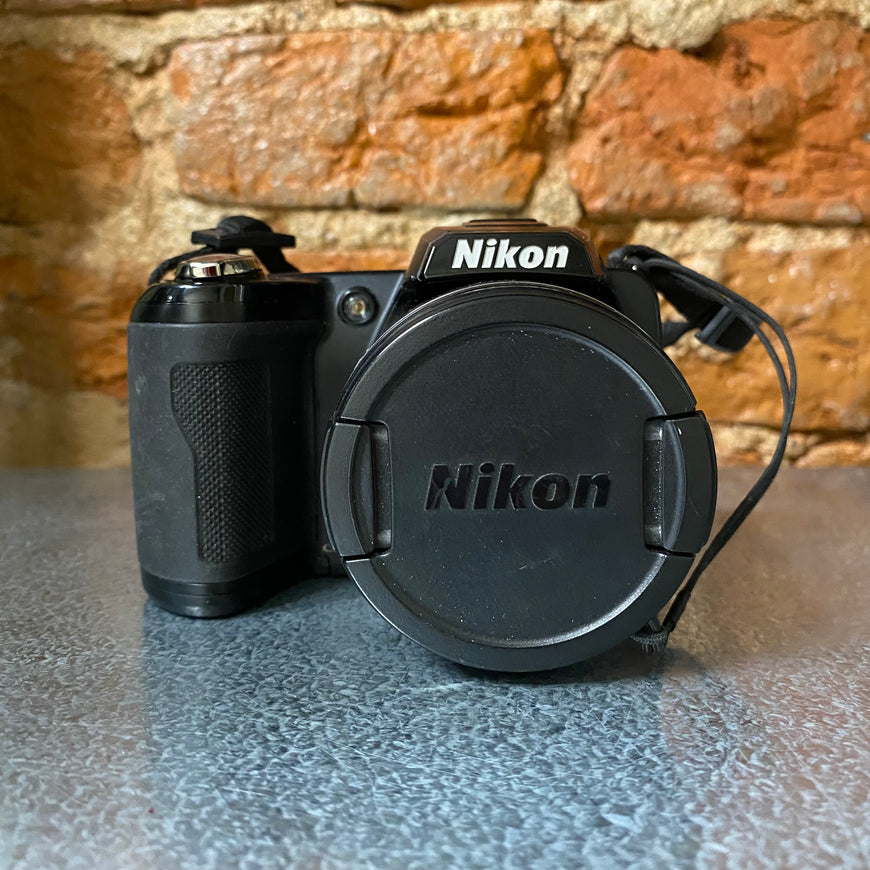 Nikon Coolpix L110 черный цифровой фотоаппарат