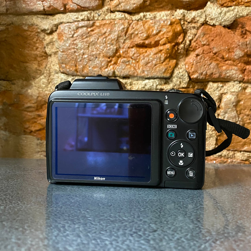 Nikon Coolpix L110 черный цифровой фотоаппарат