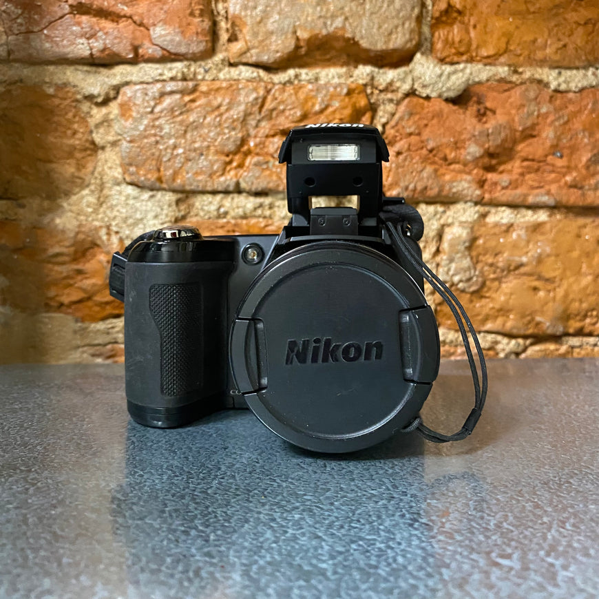 Nikon Coolpix L110 черный цифровой фотоаппарат