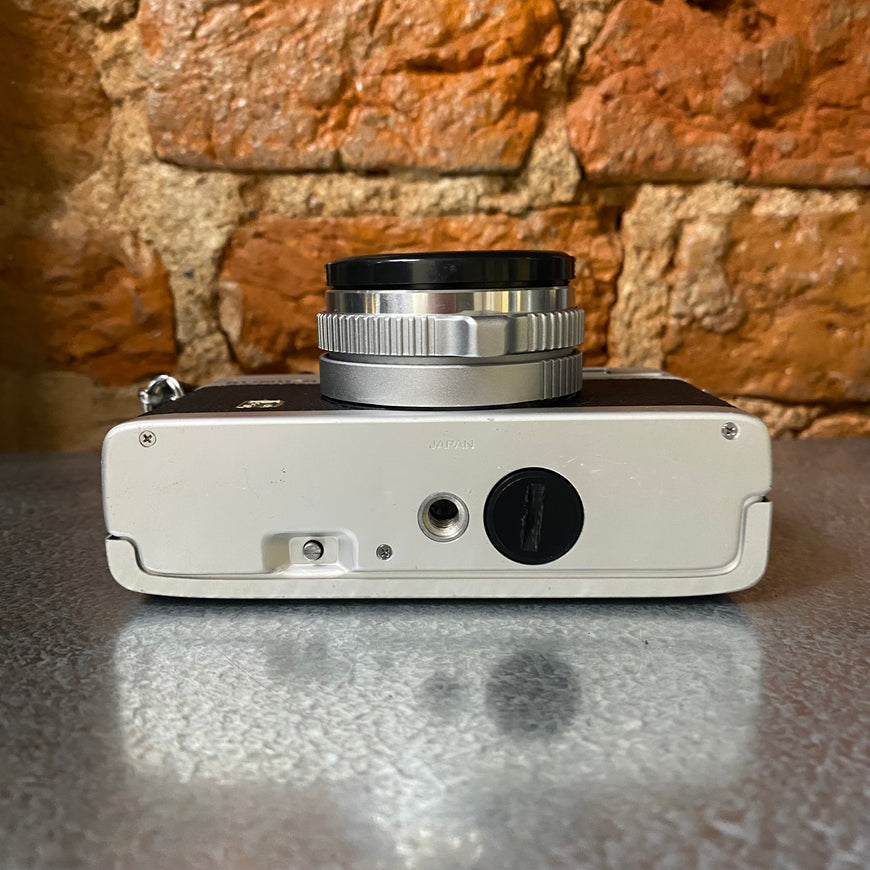 Konica C35 E&L пленочный фотоаппарат