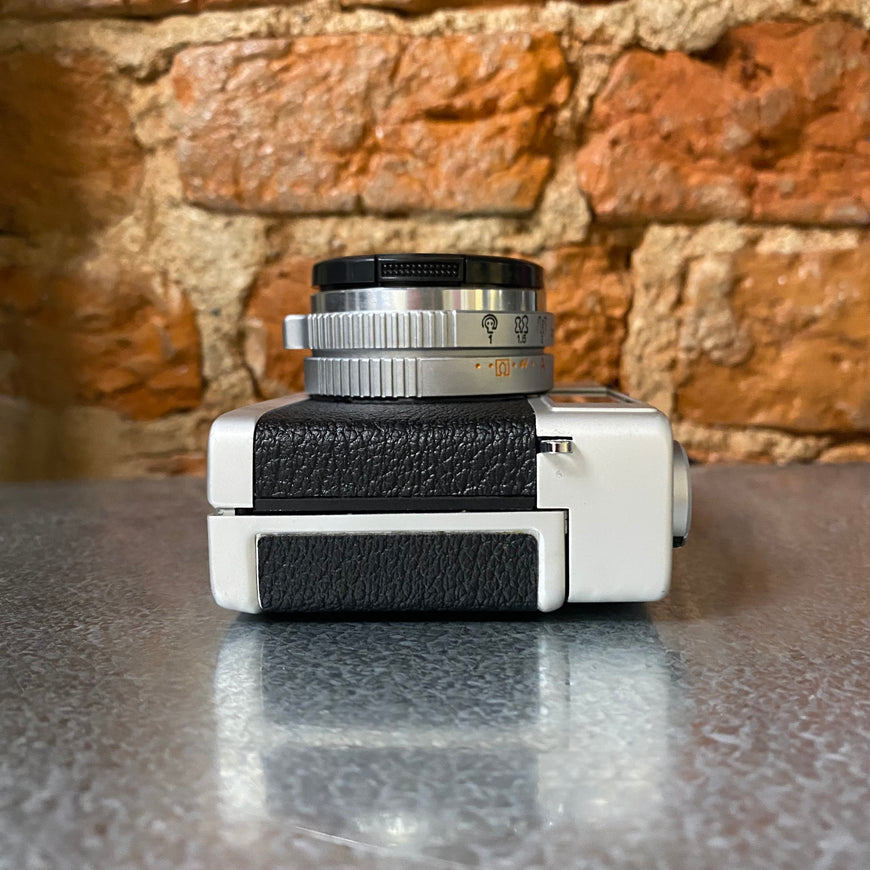 Konica C35 E&L пленочный фотоаппарат