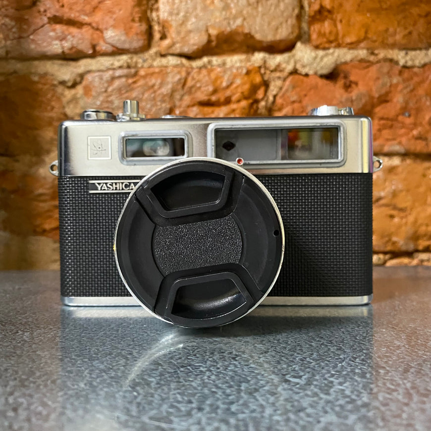 Yashica Electro 35 silver пленочный фотоаппарат