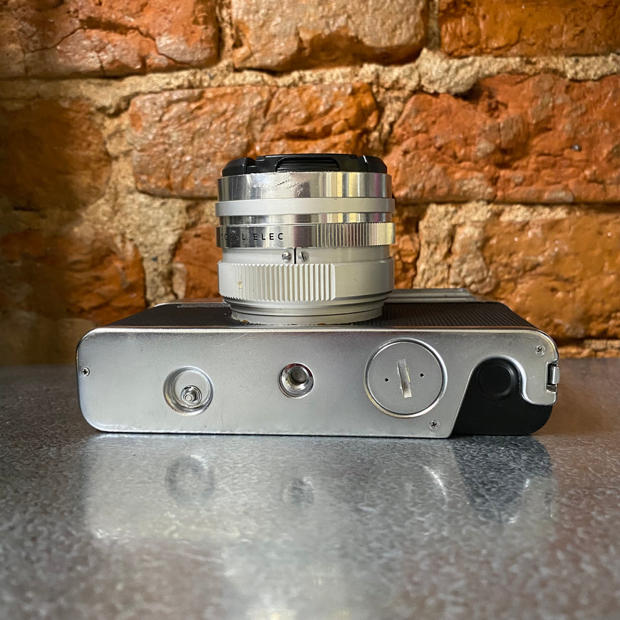 Yashica Electro 35 silver пленочный фотоаппарат