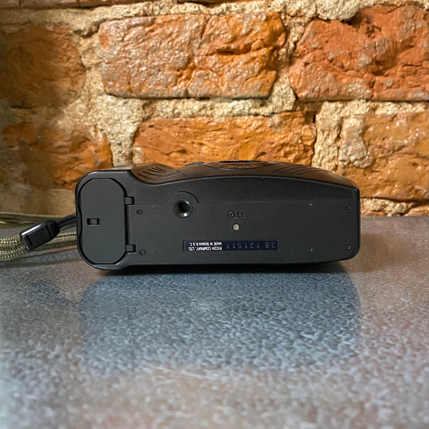 Ricoh FF-9 Date пленочный фотоаппарат