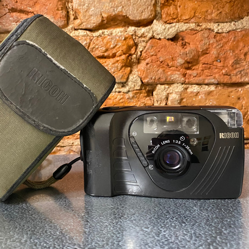 Ricoh FF-9 Date пленочный фотоаппарат