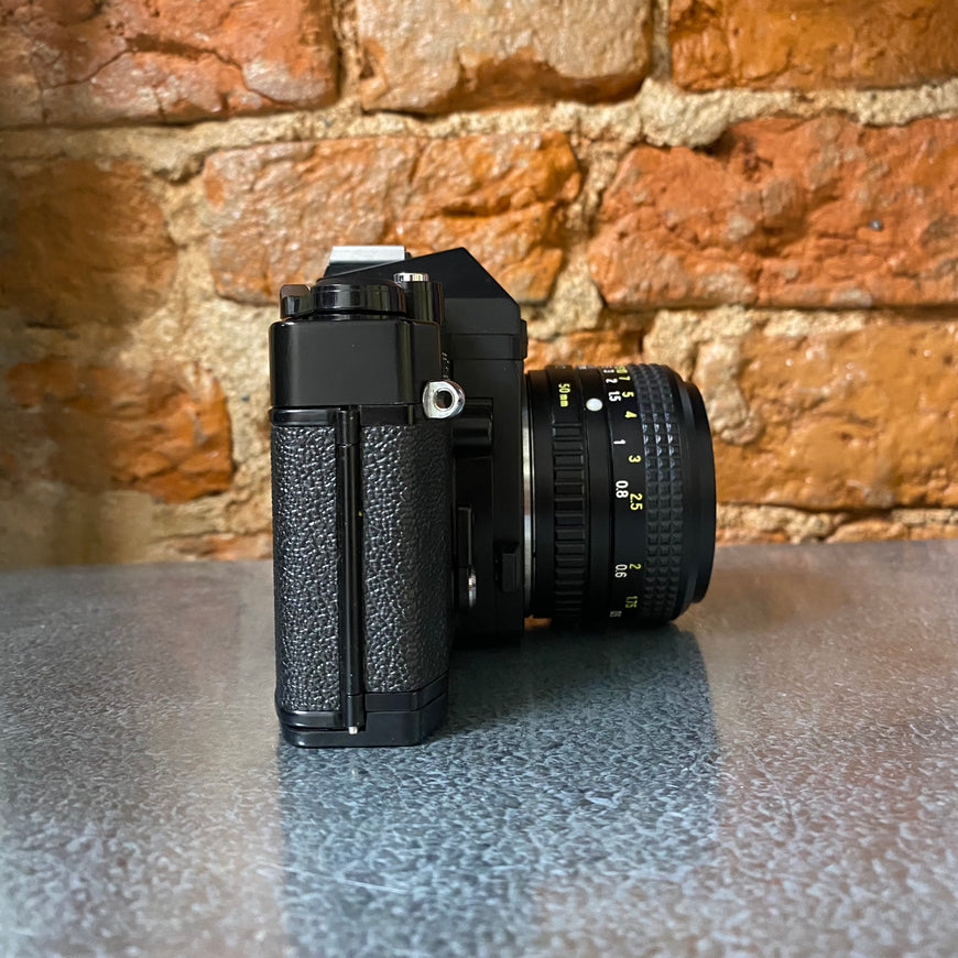 Ricoh XR500 Rikenon 1:2 50 mm зеркальный пленочный фотоаппарат