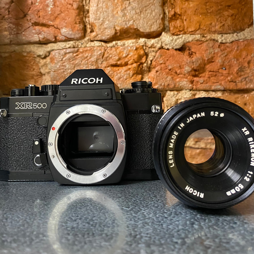 Ricoh XR500 Rikenon 1:2 50 mm зеркальный пленочный фотоаппарат