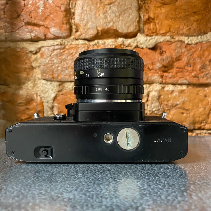 Ricoh XR500 Rikenon 1:2 50 mm зеркальный пленочный фотоаппарат