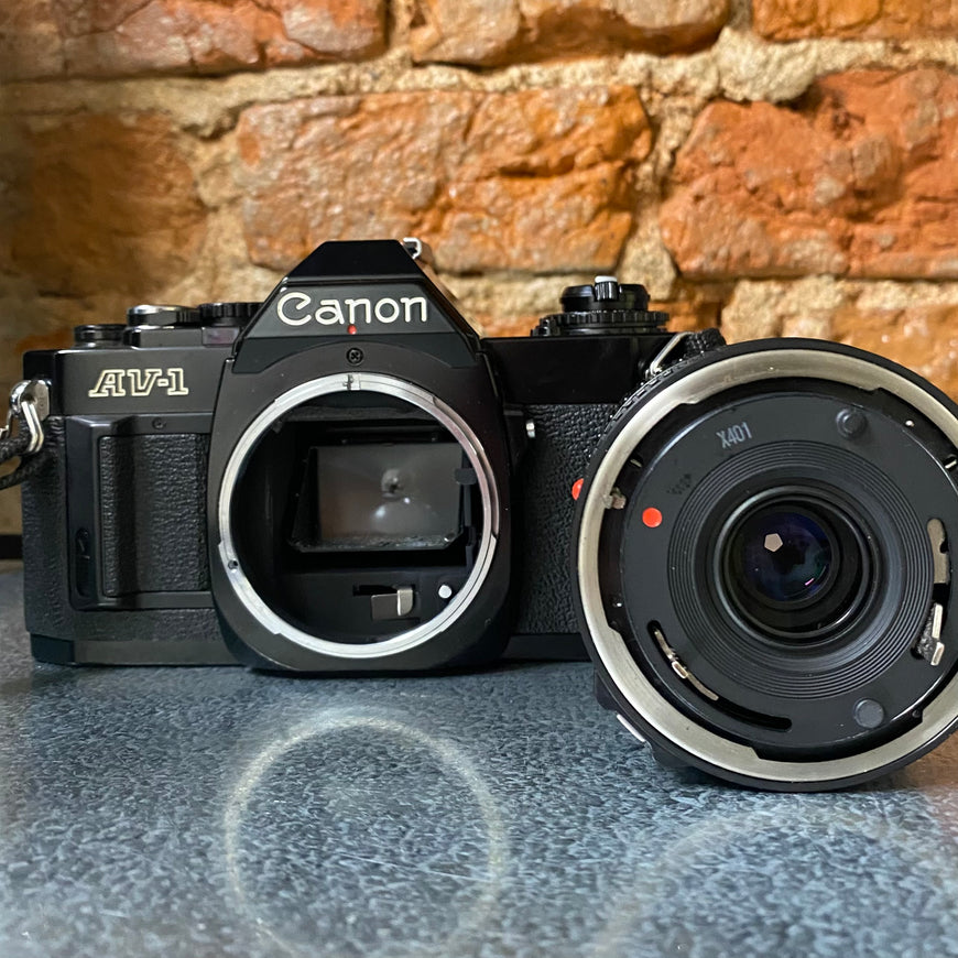 Canon AV-1 35-70 mm 3.5-4.5 зеркальный пленочный фотоаппарат