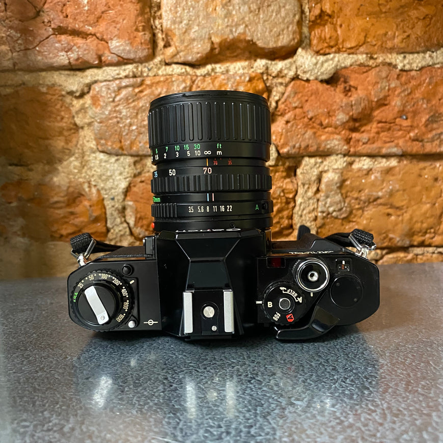 Canon AV-1 35-70 mm 3.5-4.5 зеркальный пленочный фотоаппарат