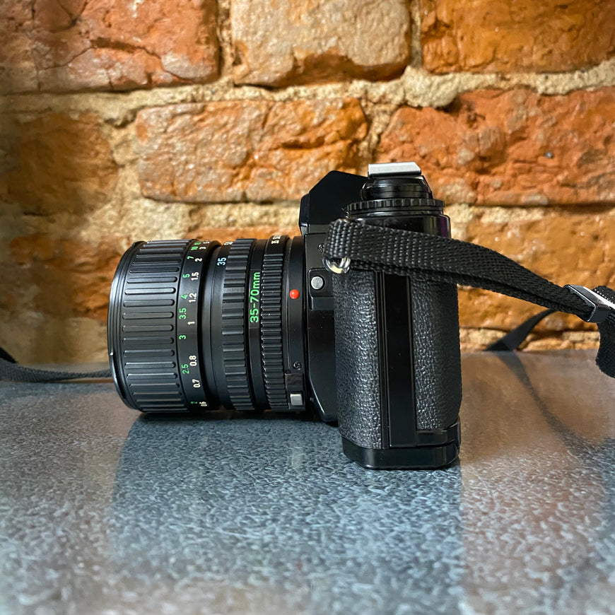 Canon AV-1 35-70 mm 3.5-4.5 зеркальный пленочный фотоаппарат