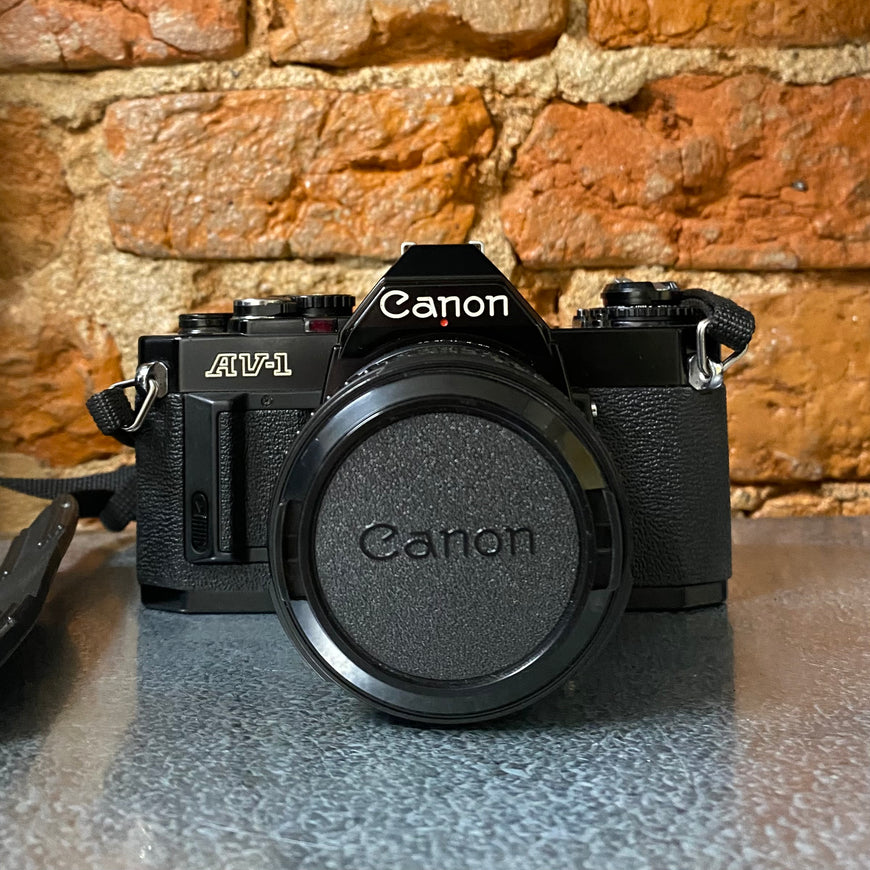 Canon AV-1 35-70 mm 3.5-4.5 зеркальный пленочный фотоаппарат