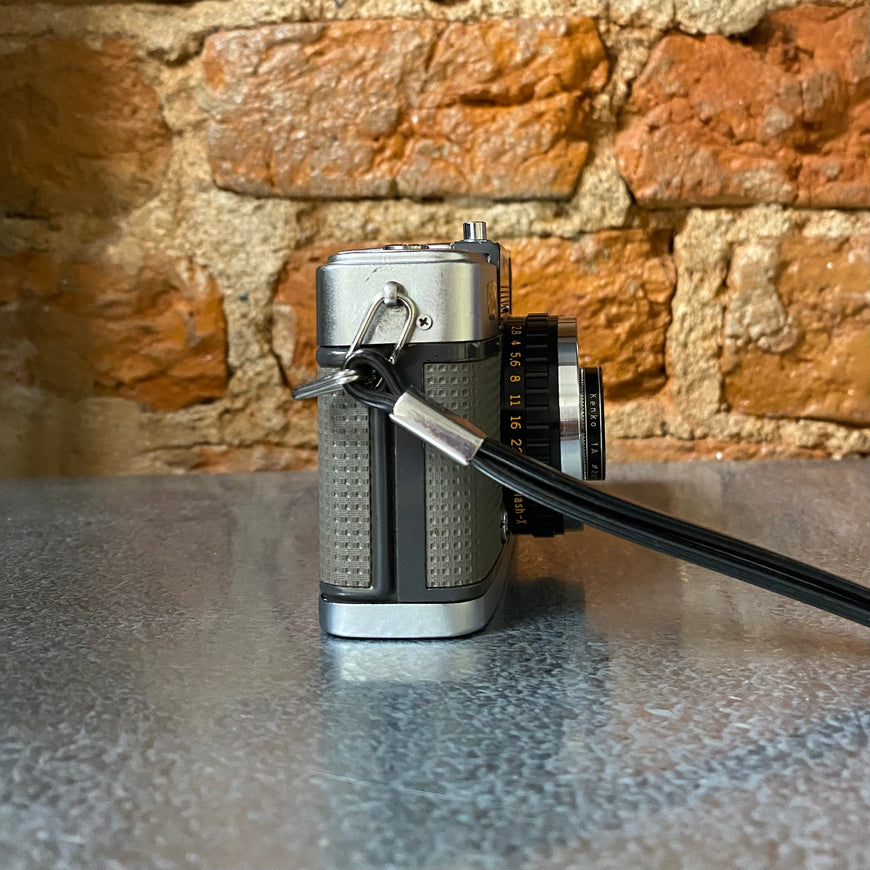 Olympus PEN EE-S рабочий экспонометр пленочный полукадровый фотоаппарат